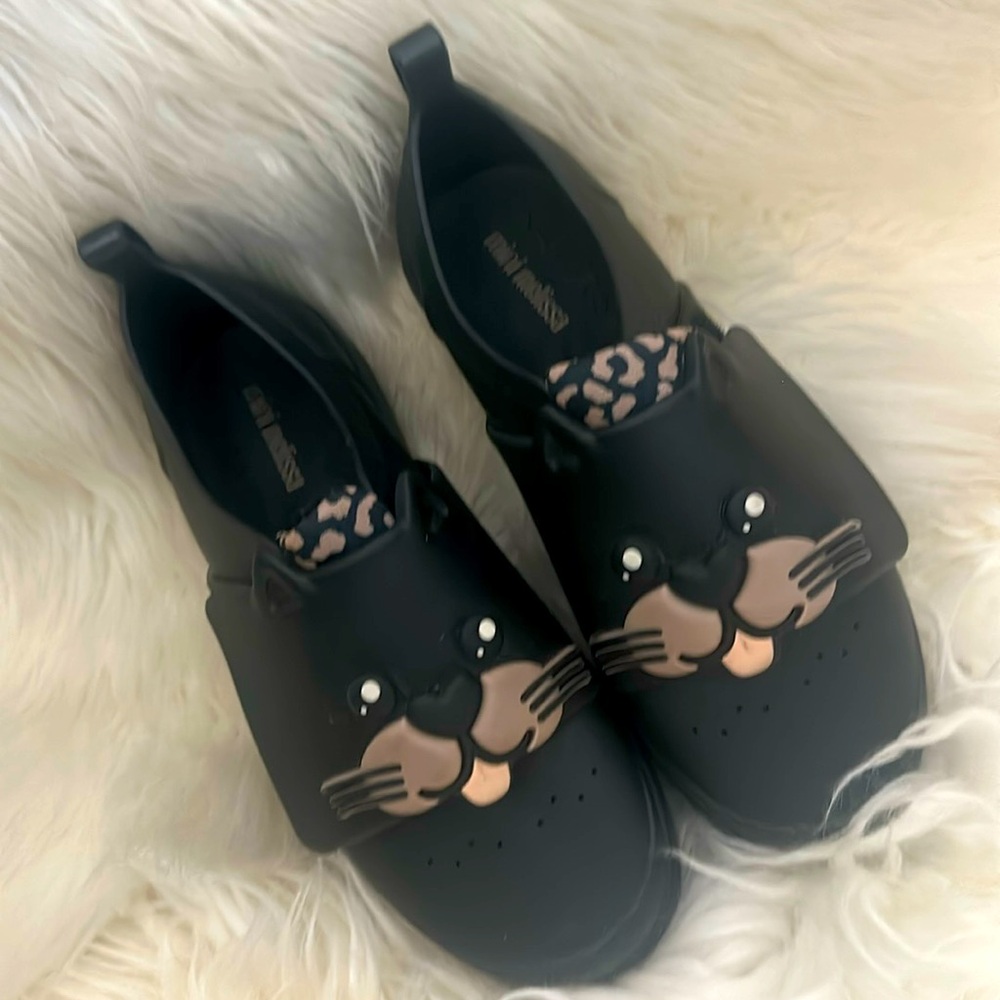 Mini Melissa Black Cat Jelly Shoes size 4, EUR 35 Girls Loafer Velcro Accessible